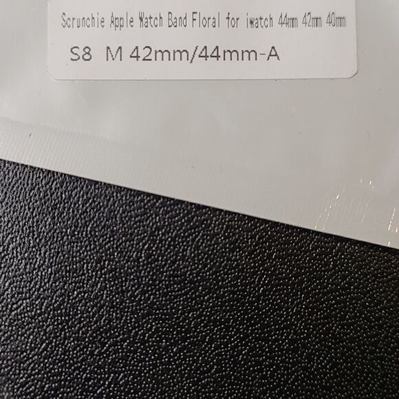 Apple Watch bans Floral and Plain Gray set. - Picture 4 of 4